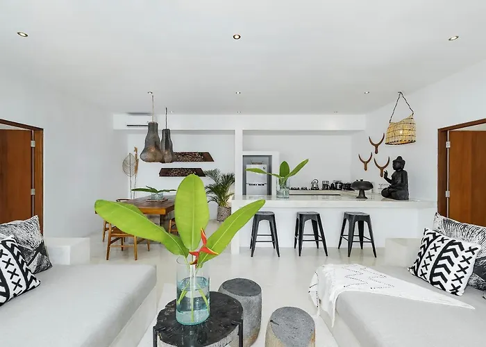 Rumah Santai Luxury 2 Bedrooms With Private Pool Villa Ubud (Bali)