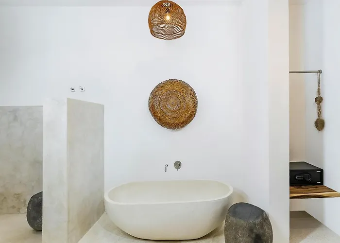 Rumah Santai Luxury 2 Bedrooms With Private Pool Villa