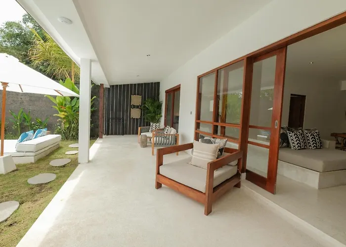 Villa Rumah Santai Luxury 2 Bedrooms With Private Pool *