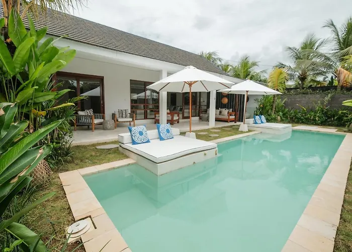 Rumah Santai Luxury 2 Bedrooms With Private Pool *