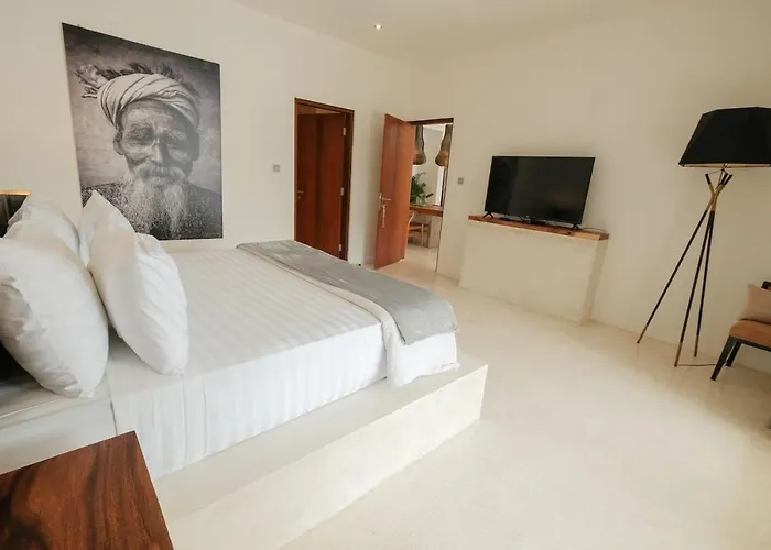 Rumah Santai Luxury 2 Bedrooms With Private Pool Ubud (Bali)