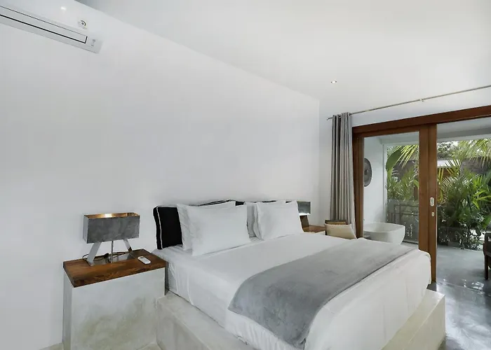 Rumah Santai Luxury 2 Bedrooms With Private Pool Villa